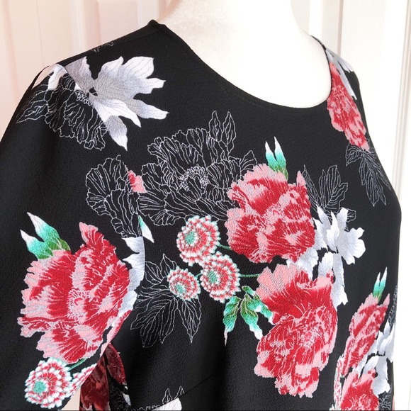 Bobeau Black Multi Floral Print Whimsigoth 3/4 Bell Sleeve Blouse Medium - Picture 5 of 15